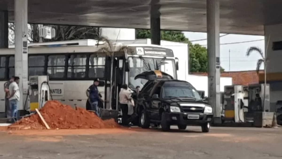 Homem é encontrado morto em ônibus no interior de São Paulo 