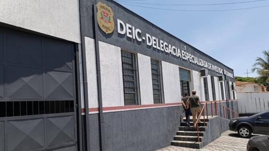 Homem foi levado para a prisão em Taubaté