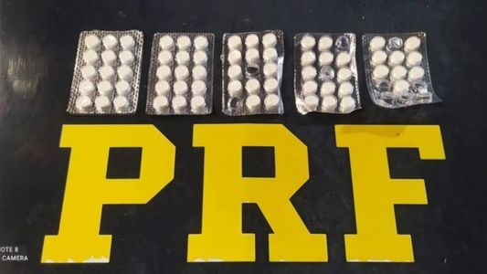 Homem foi preso durante fiscalização da Polícia Rodoviária Federal em Teófilo Otoni, no Vale do Mucuri