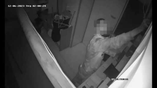 Homem invadiu a padaria por meio dos dutos de ar