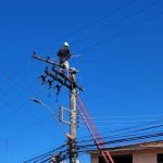 Foragido em cima de poste:Foragido em cima de poste: Cemig reestabelece luz de parte dos clientes afetados em Itabira
