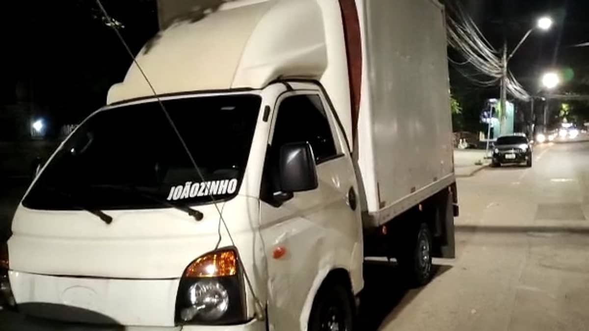 Namorado de Monique, suspeito de matá-la, teria arrombado apartamento dela para levar móveis e pertences