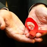 Homem na Suíça se torna o sexto paciente curado do vírus HIV, anunciam pesquisadores