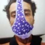 Homem é preso por roubar calcinhas da vizinha e publicar fotos usando as peças íntimas