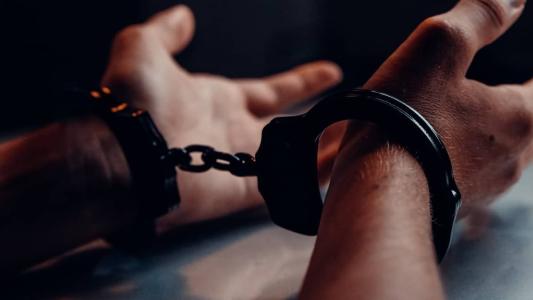Homem tentou fugir, mas foi preso e confessou o crime