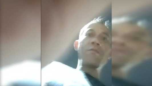 Homem teve o rosto flagrado durante videocahamada