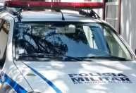 Vizinha conta que homem que agrediu mulher com pisadas na cabeça também ameaçou crianças