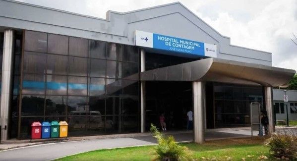 Mãe de menina que caiu de moto em Contagem diz que ex socorreu a filha: ‘Excelente pai’