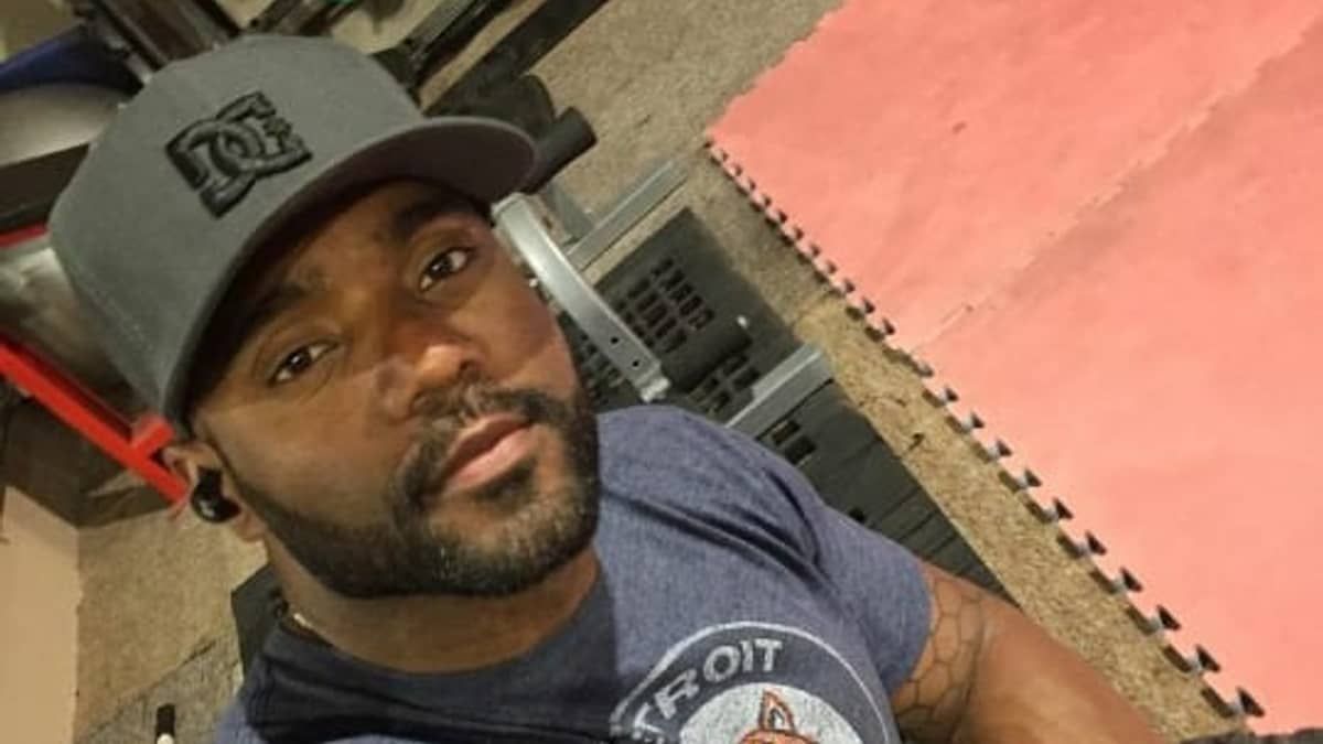 Família de fisiculturista brasileiro morto com catapora luta para evitar enterro como indigente no Chile  