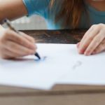 Mais da metade das crianças brasileiras não são alfabetizadas, afirma MEC