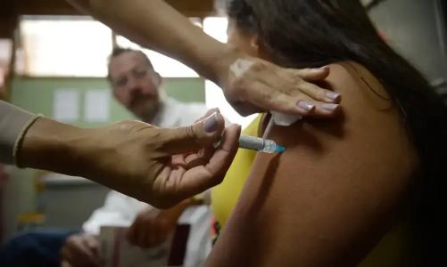 Vacina contra o HPV foi incorporada no SUS em 2014