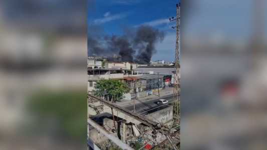 Incêndio atinge fábrica de fantasias de carnaval na zona Norte do Rio | CNN Brasil