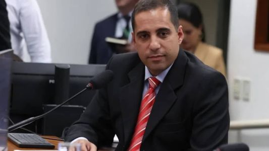 Hugo Bravo, presidente do Vila Nova, durante CPI das Apostas