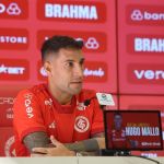 Hugo Mallo é oficialmente apresentado no Colorado: 'O Inter é uma família'