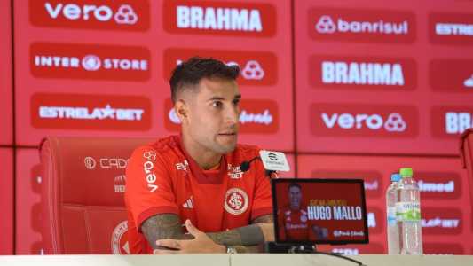 Hugo Mallo assinou com o Inter até agosto de 2024
