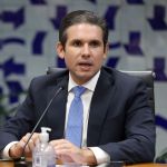 Hugo Motta prega 'pacificação' após Câmara aprovar urgência da anistia