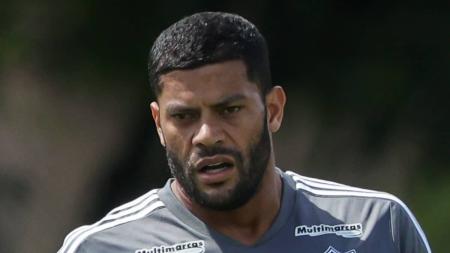 Hulk, atacante do Atlético, durante treinamento na Cidade do Galo