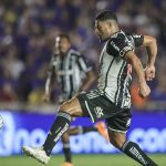 Atlético: Hulk usa chuteira de R$ 3 mil da Adidas em colaboração com a Prada