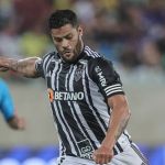 Márcio Rezende analisa pênalti em Cuiabá x Atlético: ‘Hulk cavou, se jogou’