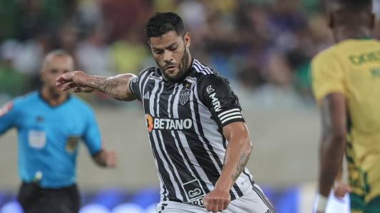 Hulk, atacante do Atlético, marcou o segundo gol do Galo no jogo ao converter o pênalti