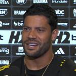 Hulk rasga elogios a Deyverson e revela brincadeira no vestiário do Atlético