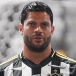 Hulk, do Atlético, não se contém e vai às lágrimas com recado de jogador do Fluminense