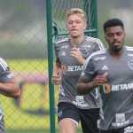 Após três dias de folga, Atlético se reapresenta de olho no líder Botafogo