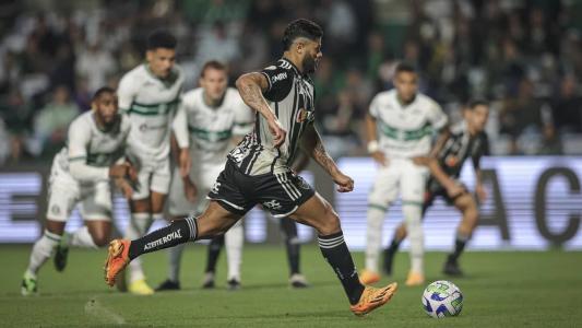 Hulk chegou a 18 gols pelo Atlético na temporada 2023