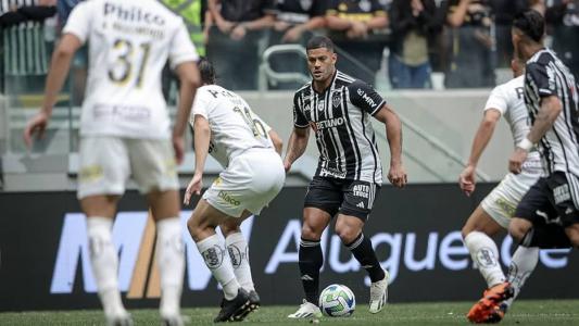 Hulk deu duas assistências na vitória do Atlético contra o Santos