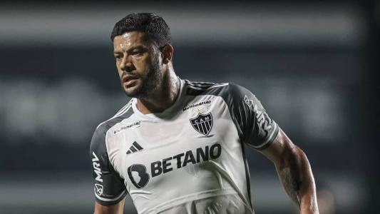Hulk, do Atlético, em jogo contra o Goiás, em Goiânia, pelo Brasileirão, em 17 de julho