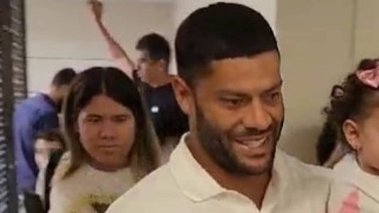 Hulk, do Atlético, em igreja de BH neste domingo (10)