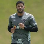 Hulk vira desfalque na Libertadores; Quem será o titular?