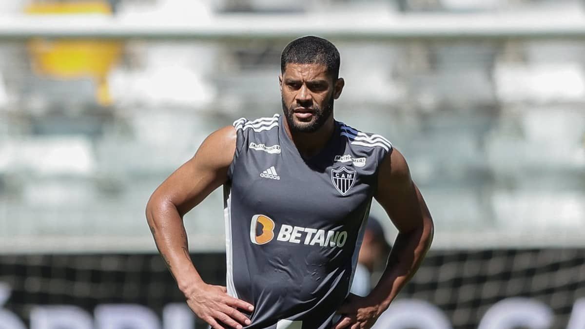 Hulk compara Arena MRV, do Atlético, a estádio do Porto: 'Massa será fundamental'