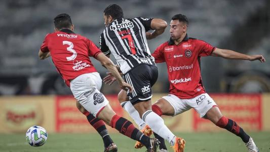 Hulk é o principal jogador do Atlético e a arma contra o Brasil de Pelotas