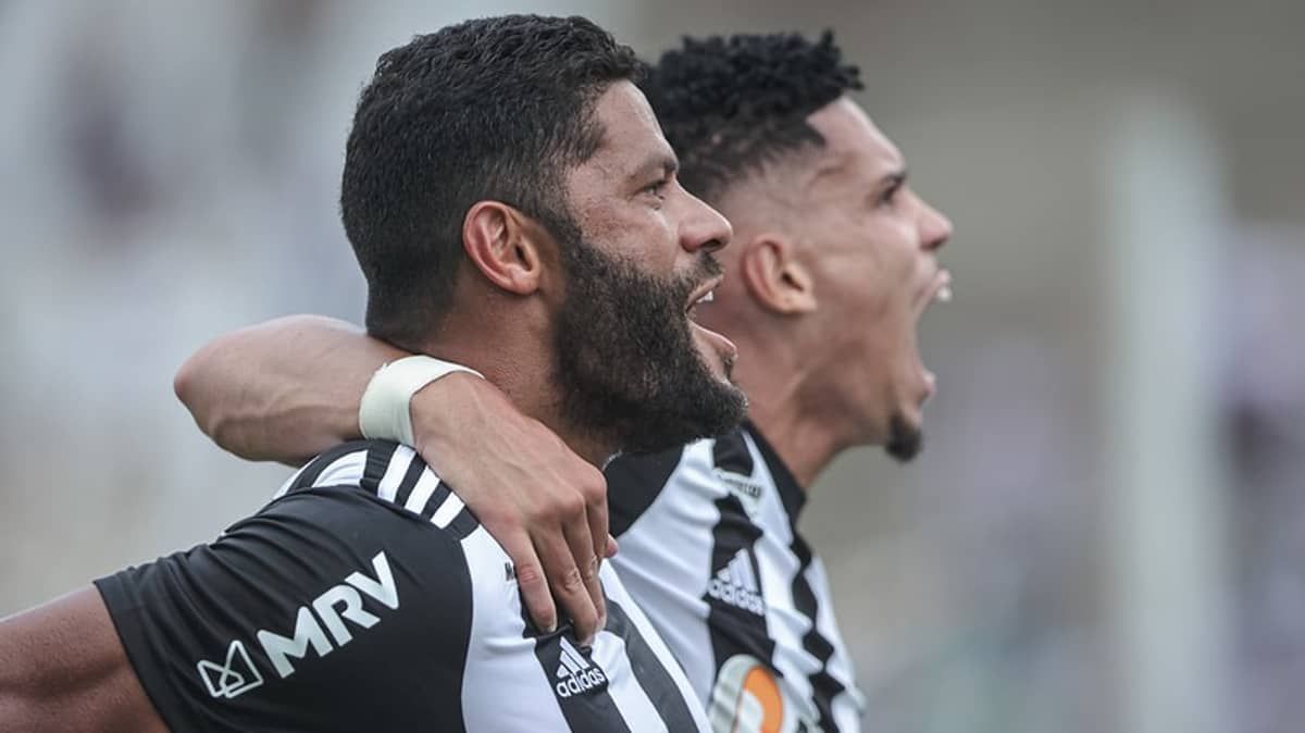 Atlético: Hulk e Paulinho são os jogadores que mais finalizam no Campeonato Mineiro