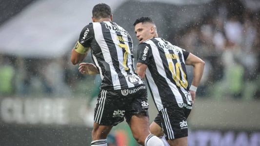 Hulk e Paulinho formarão a dupla de ataque do Atlético para enfrentar o Athletic