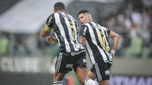Hulk e Paulinho formarão a dupla de ataque do Atlético para enfrentar o Athletic