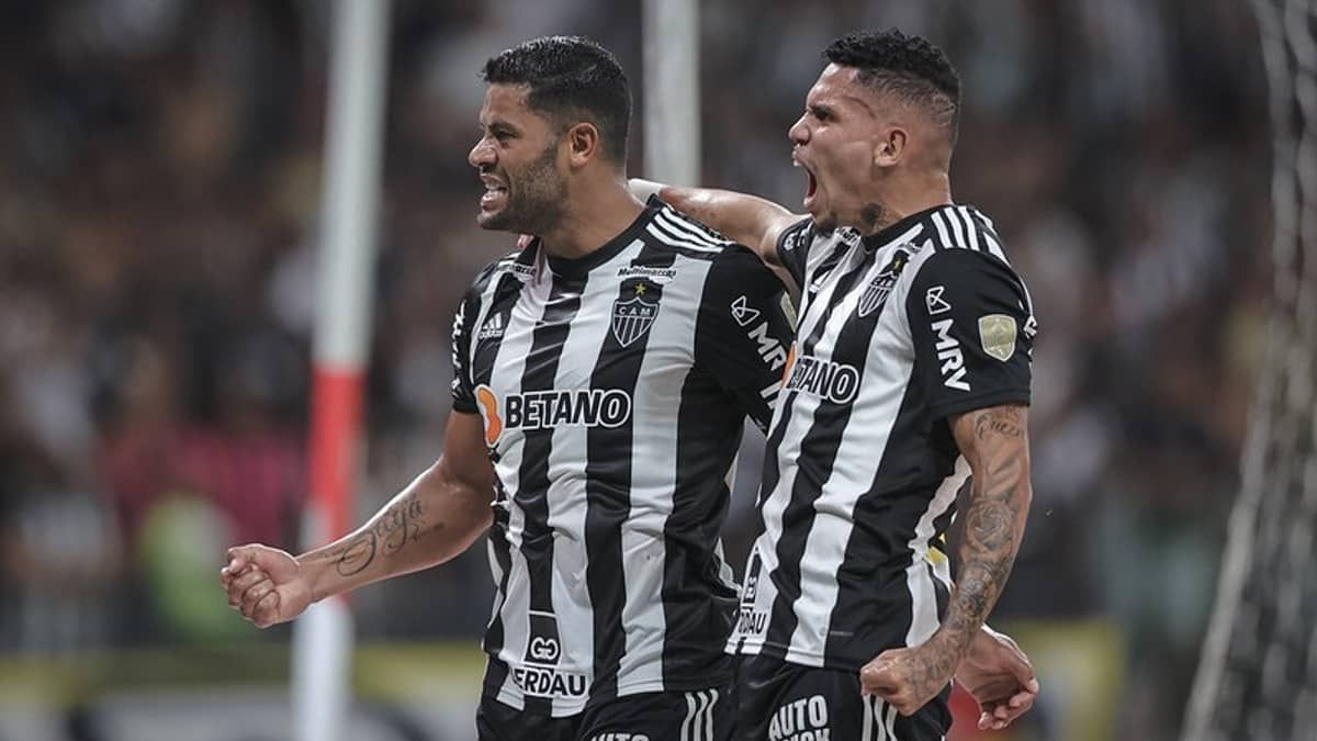 Atlético: Hulk e Paulinho juntos são esperança de gols na Libertadores 