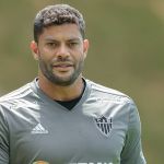 Coudet fica no Atlético? Hulk comenta futuro do treinador 