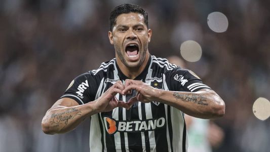 Hulk expressa desejo de permanecer no Atlético