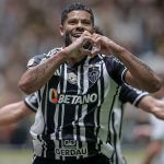 Hulk desencanta e faz primeiro gol pelo Atlético na Arena MRV