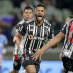 Hulk alcança a marca de 90 gols com a camisa do Atlético