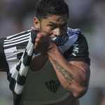 ‘Um ídolo sem se utilizar dessa condição’, afirma Rodrigo Caetano sobre Hulk no Atlético