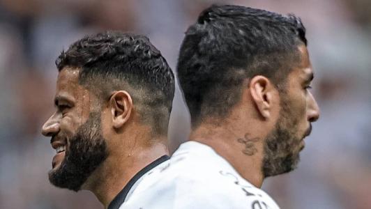 Hulk levou a melhor sobre Suárez no duelo entre Atlético e Grêmio, na Arena MRV