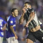 Hulk, do Atlético, cita pressão em clássicos e exalta Cruzeiro: ‘Grande time’