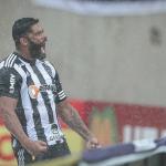 Hulk perde quase 6 kg em vitória do Atlético sobre o Tombense