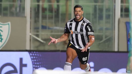 Hulk marcou o gol de empate do Atlético já na reta final do segundo tempo