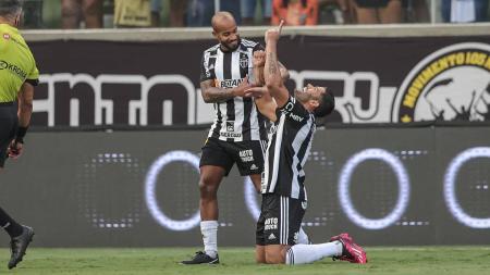 Hulk marcou o gol do jogo e da classificação do Atlético