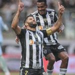Hulk encerra hiato de 98 dias fora de combate e marca primeiros gols do Atlético na temporada