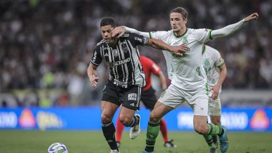 Hulk marcou seu 50º gol no Mineirão, mas não conseguiu dar a vitória ao Atlético